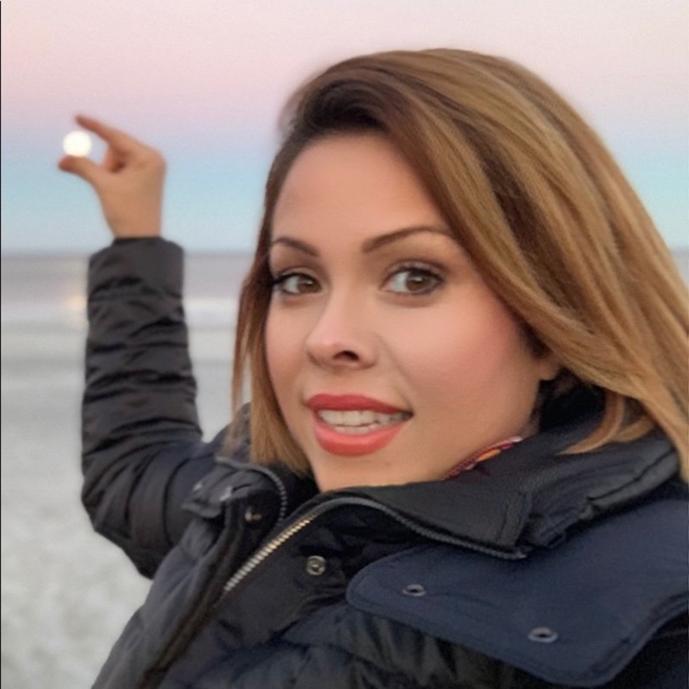 Meet your Posher, Tira